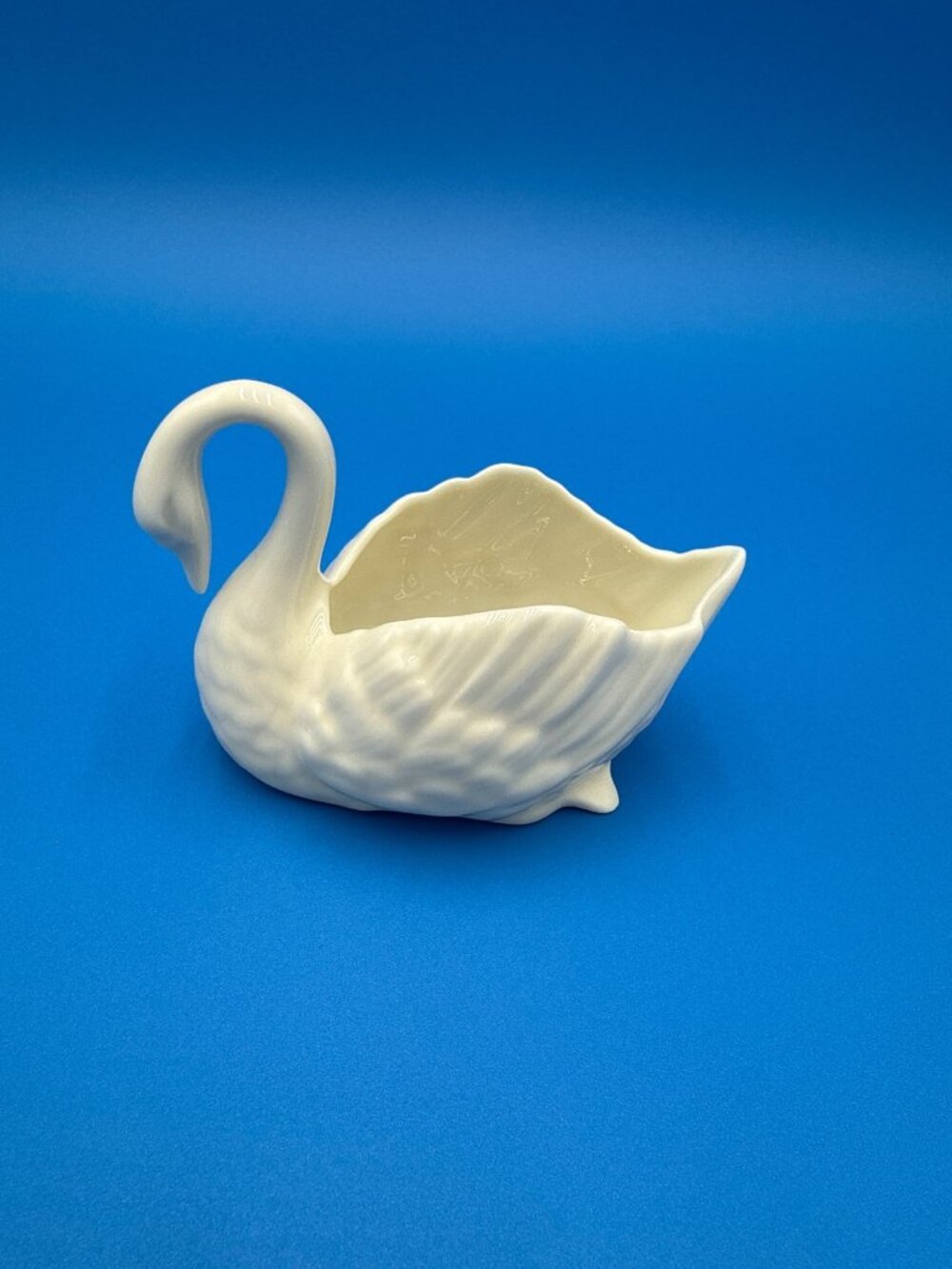 Vintage Lenox Porcelain Swan Figurine Ivory USA Wedding Cake Candy Trinket Dish